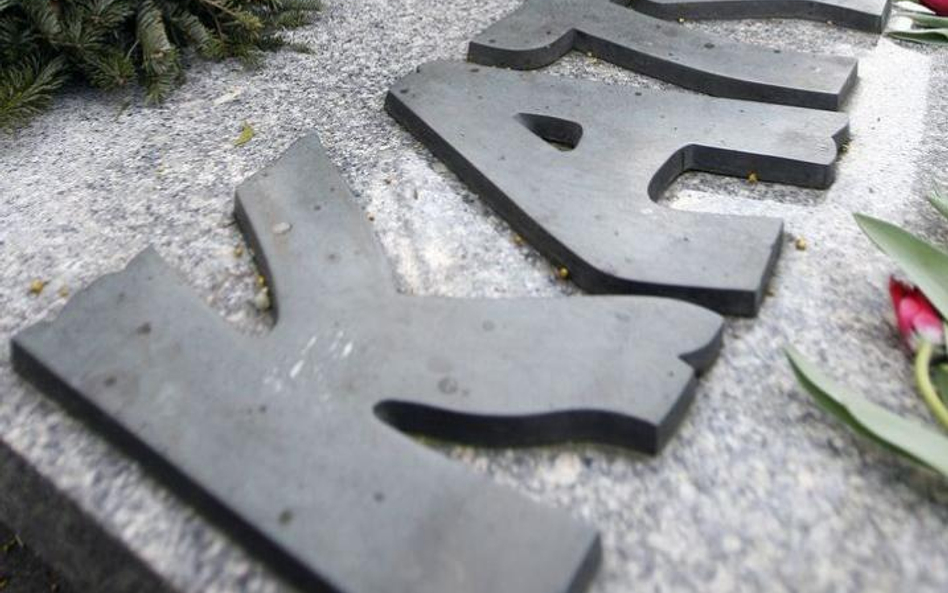 Uczniowie: Katyń ważny niemal jak Auschwitz