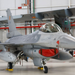 Samolot F-16 w bazie w Belgii, którą pod koniec maja odwiedził prezydent Ukrainy Wołodymyr Zełenski