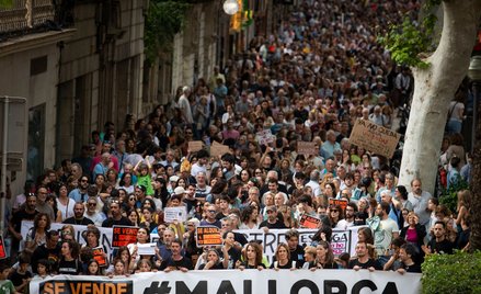 Według policji manifestujących było 10 tysięcy, według organizatorów protestu - więcej