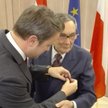 Marian Turski otrzymał medal z rąk premiera Luksemburga