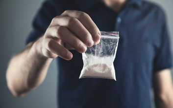 Celem programu jest profilaktyka zachowań ryzykownych, uzależnień od środków psychoaktywnych oraz uz