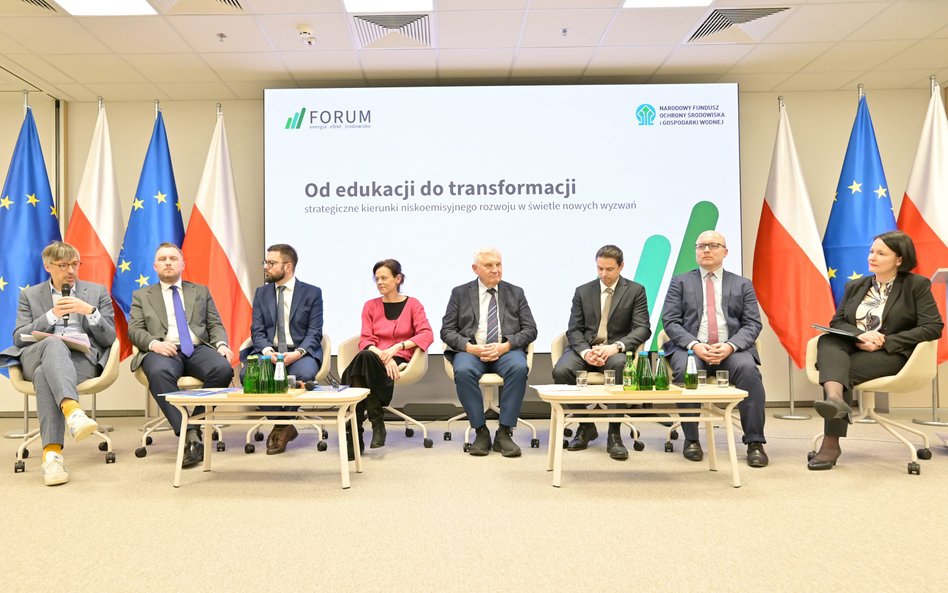 Uczestnicy pierwszej edycji Forum, zatytułowanej „Od edukacji do transformacji. Strategiczne kierunk