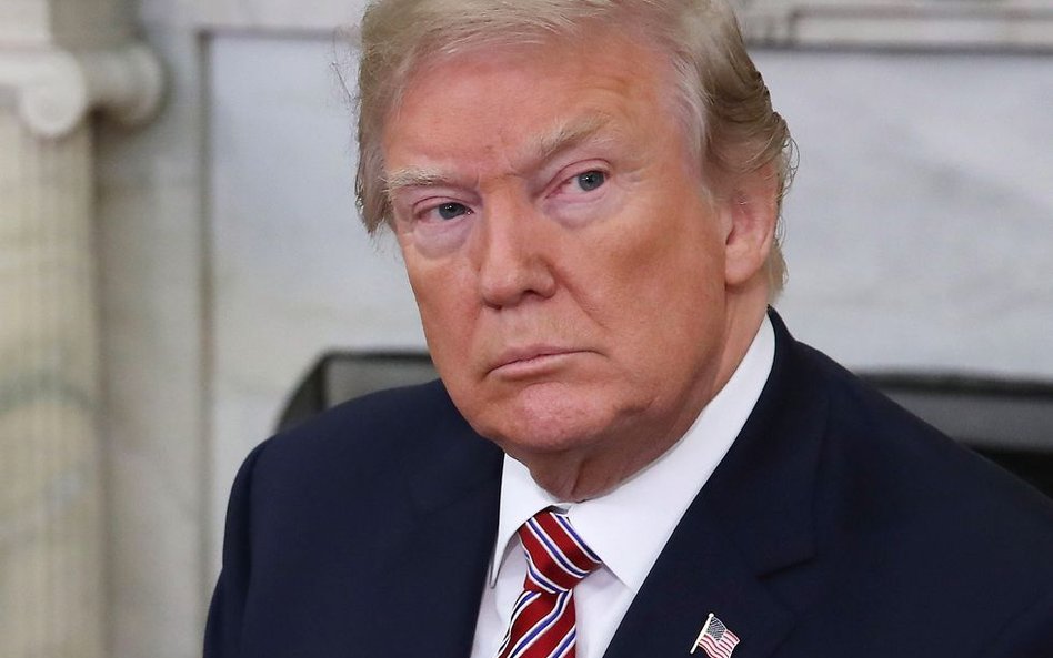 Trump straszy Rosję na Twitterze. Giełdy dołują