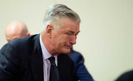 Alec Baldwin na sali sądowej