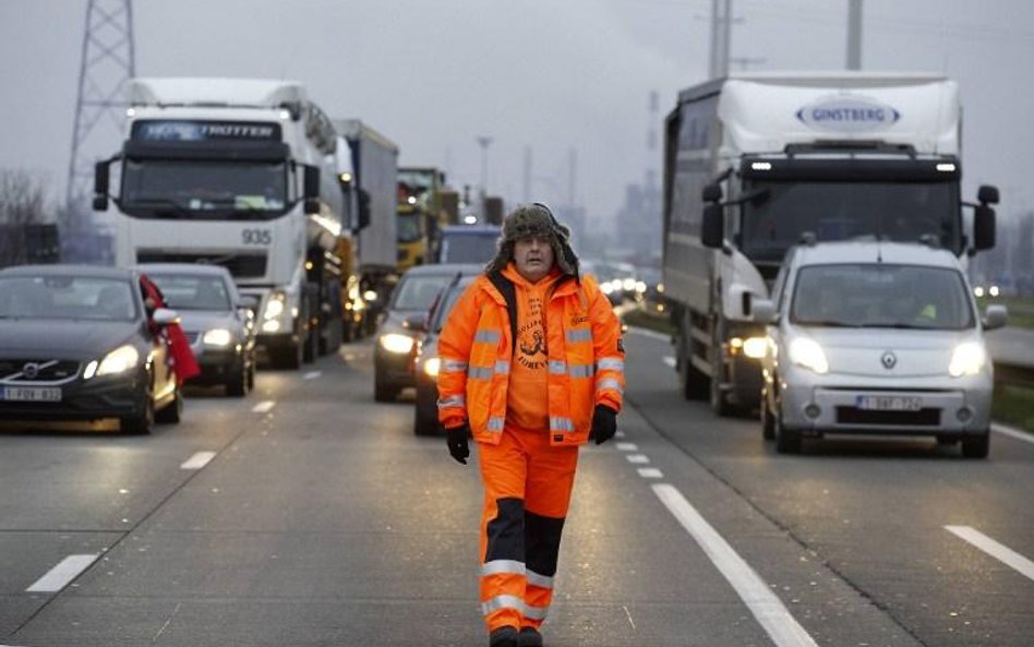 Belgia znowu sparaliżowana przez strajki