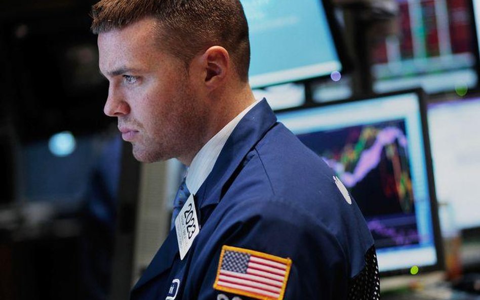 Dzisiejsze spadki udało się ograniczyć dopiero po południu, m.in. dzięki korzystnemu otwarciu za Atl