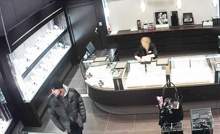 Wszedł przez wentylację. Ukradł biżuterię za 700 tys. zł