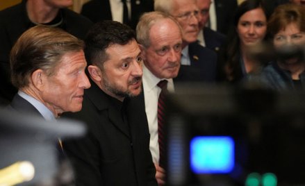 Wołodymyr Zełenski spotkał się na Kapitolu z amerykańskimi senatorami