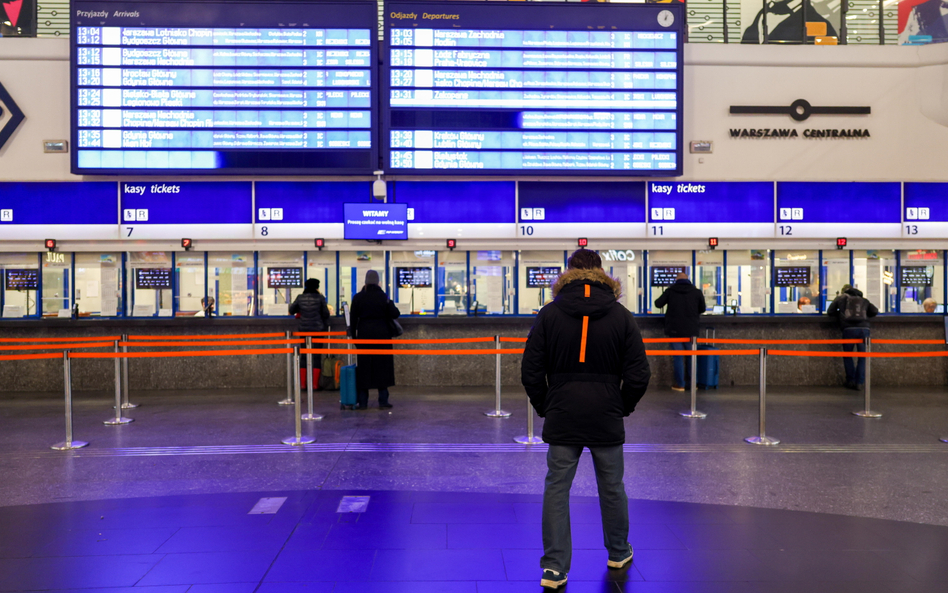 Dworzec kolejowy Warszawa Centralna