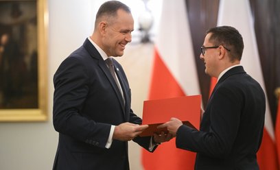 Prezydent RP Karol Nawrocki i minister energii Miłosz Motyka.