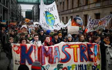 Berlin: Uczniowie na ulicach. Chcą walki ze zmianami klimatu