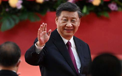 Xi Jinping, prezydent Chin, trzyma się strategii zerocovidowej