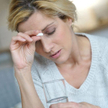 Na migrenę częściej cierpią kobiety niż mężczyźni.