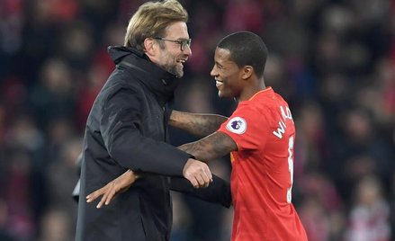 Georginio Wijnaldum (z prawej) zapewnił Juergenowi Kloppowi piąte w karierze zwycięstwo nad Pepem Gu