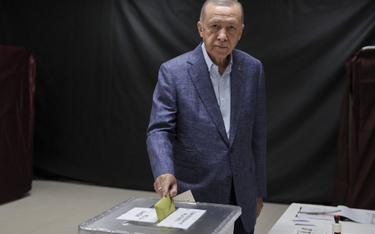 W I turze wyborów prezydenckich Erdogan zdobył 49,5 proc. głosów