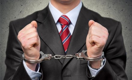 Jak spółka odpowiada za przestępstwo prezesa