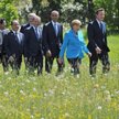 Angela Merkel prowadzi uczestników szczytu G7 na zamku Elmau w Bawarii