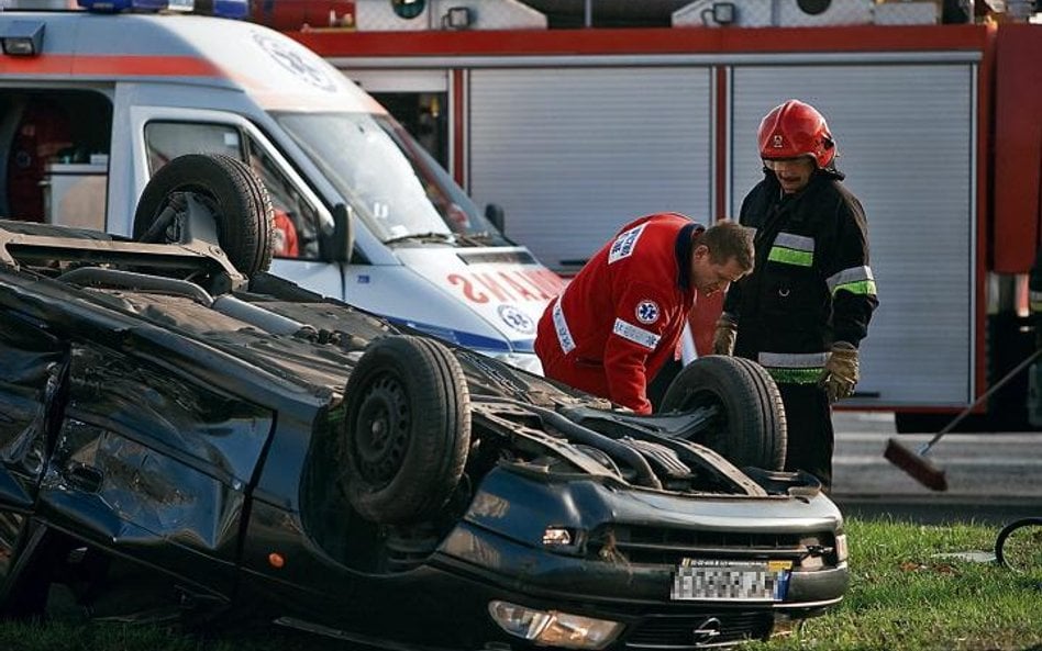 Jeżeli wyłączną przyczyną wypadku drogowego pracownika była nieznajomość przepisów, to jego zachowan