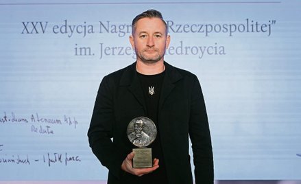 Serhij Żadan w 2025 r. otrzymał Nagrodę „Rzeczpospolitej” im. Jerzego Giedroycia „za budowanie mostó