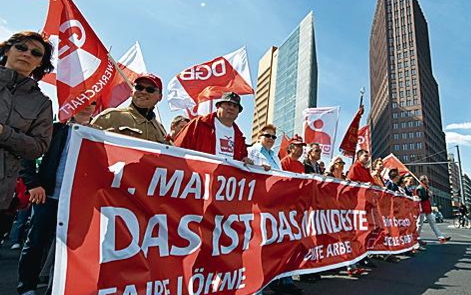 Realny spadek płac w Niemczech przyczynia się do coraz częstszych protestów pracowników