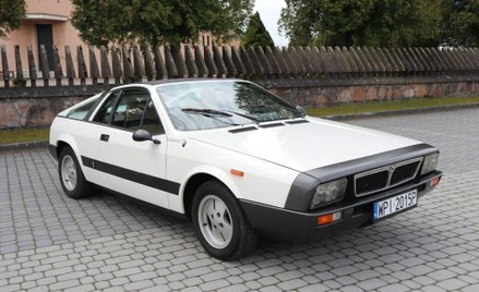 Sportowe, kompaktowe coupé Lancii wciąż może się podobać. Fot. Giełda Klasyków