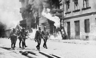 Warszawa, oddział SS na ulicach getta, kwiecień lub maj 1943 roku
