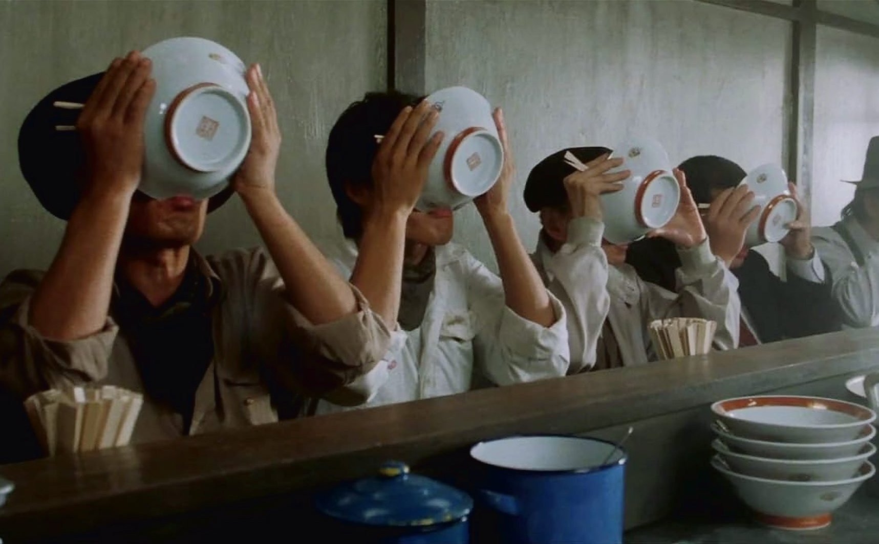 Kino, które smakuje. Jak jedzenie na ekranie karmi zmysły i wyobraźnię