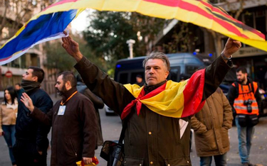 Protest przeciwników niepodległej Katalonii w centrum Barcelony.