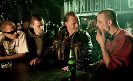 Piotr Nowak (Kozak) i Marcin Kowalczyk (Magik) w filmie „Jesteś Bogiem"; fot. Katarzyna Kural/Kino Ś