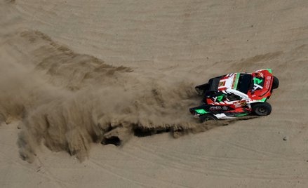 Wystartował Rajd Dakar. W tak licznym składzie Polacy jeszcze nie jechali