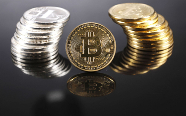 Niesamowity rajd bitcoina trwa. Już powyżej 52 tys. dolarów