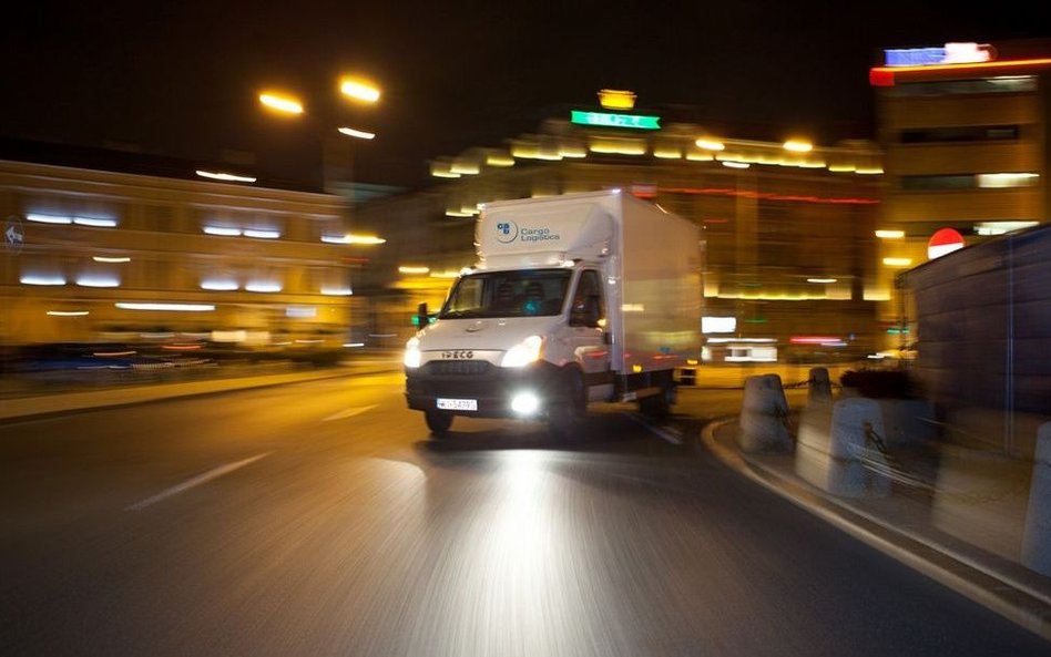 CAT LC: Od dystrybucji do logistyki
