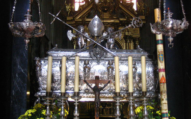 Trumna-relikwiarz św. Stanisława Biskupa i Męczennika na Wawelu