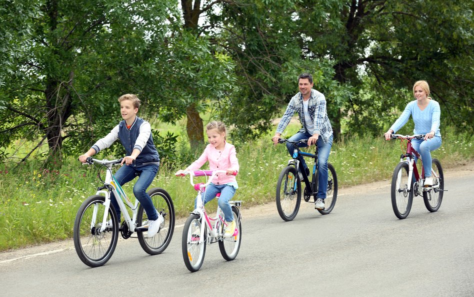 Na świadczenie uzupełniające może liczyć także matka zastępcza, która wychowała nastolatków