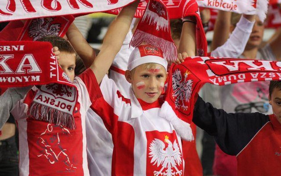 Polki bez straty seta w ćwierćfinale