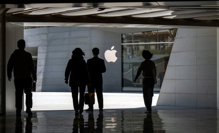 Apple w tajemnicy pracuje nad zupełnie nowym iPhonem. Miałby rewolucyjny wygląd