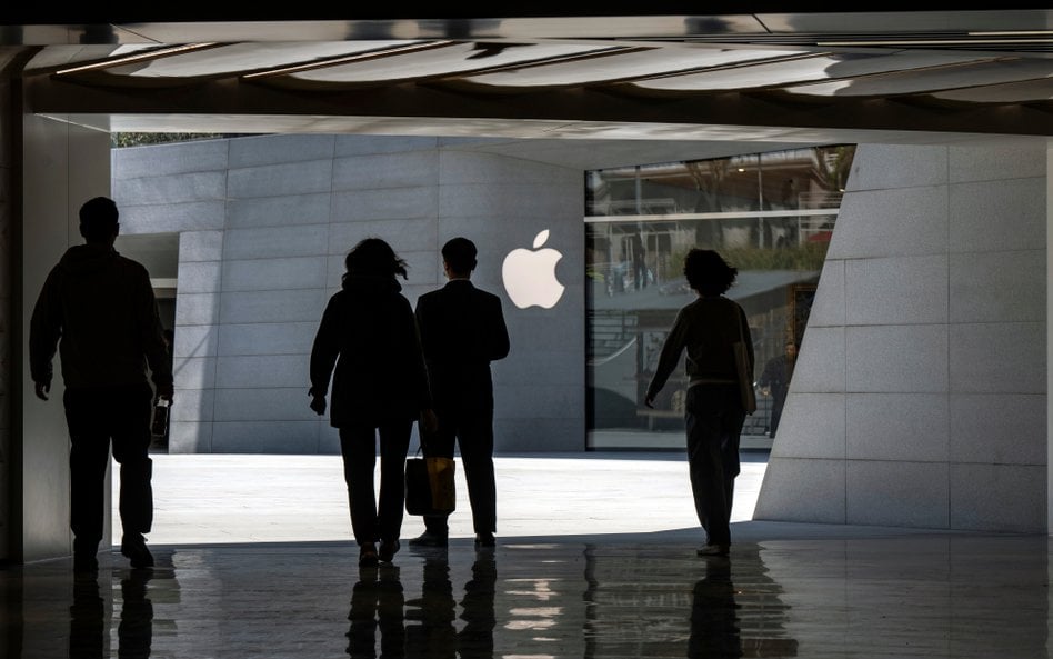 Apple w tajemnicy pracuje nad zupełnie nowym iPhonem. Miałby rewolucyjny wygląd