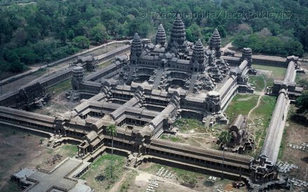 Angkor Wat, największa budowla sakralna świata