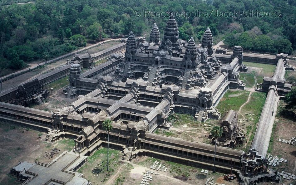 Angkor Wat, największa budowla sakralna świata