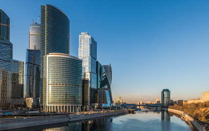 Rosja chce zawieszać prawa korporacyjne zagranicznych akcjonariuszy. Na zdjęciu: centrum biznesowe w