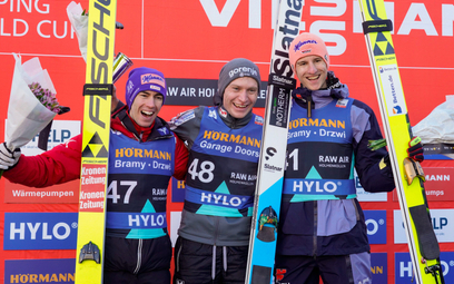 Najlepsi w sobotę Oslo: od lewej Stefan Kraft (drugie miejsce), zwycięzca Anze Lanisek i Karl Geiger
