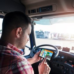 Jak zaoszczędzić na składkach kierowców międzynarodowych?