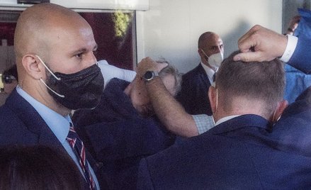 Prezydent Zeman w szpitalu. Policja prowadzi dochodzenie ws. współpracowników