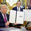 Trump podpisał rozporządzenie zmieniające nazwę jeziora Ontario. Teraz mówi o nazwach oceanów