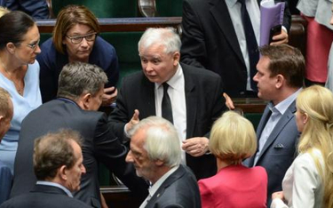 Decyzje o rekonstrukcji rządu Jarosław Kaczyński może podjąć w ostatniej chwili.