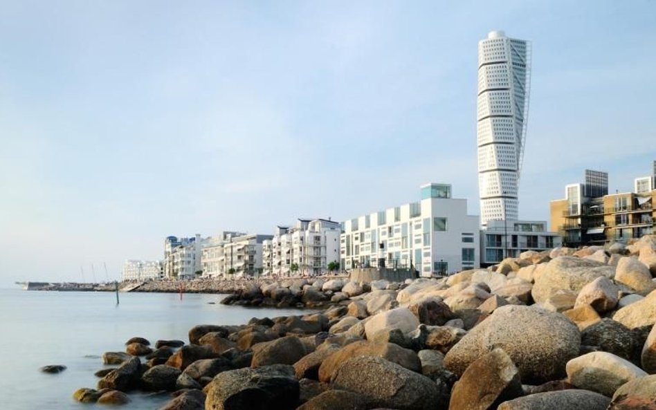 Turning Torso, zaprojektowany przez słynnego architekta hiszpańskiego Santiago Calatravę, stał się s