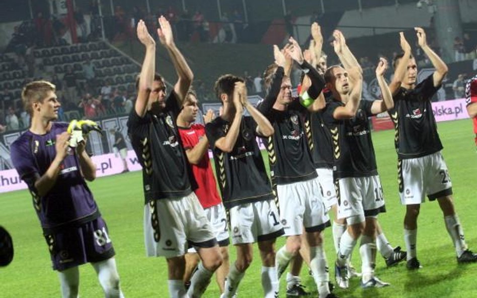 Polonia Warszawa nie zapłaci VAT od praw do meczów