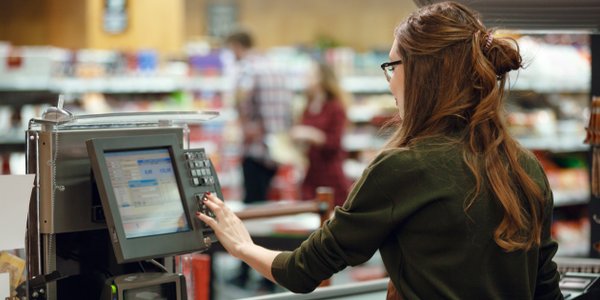 Już co drugi Polak dorabia. Powody mówią wiele o stanie gospodarki