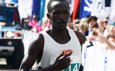 Kenijczyk Willy Korir Kimutai – zwycięzca Koral Maratonu.