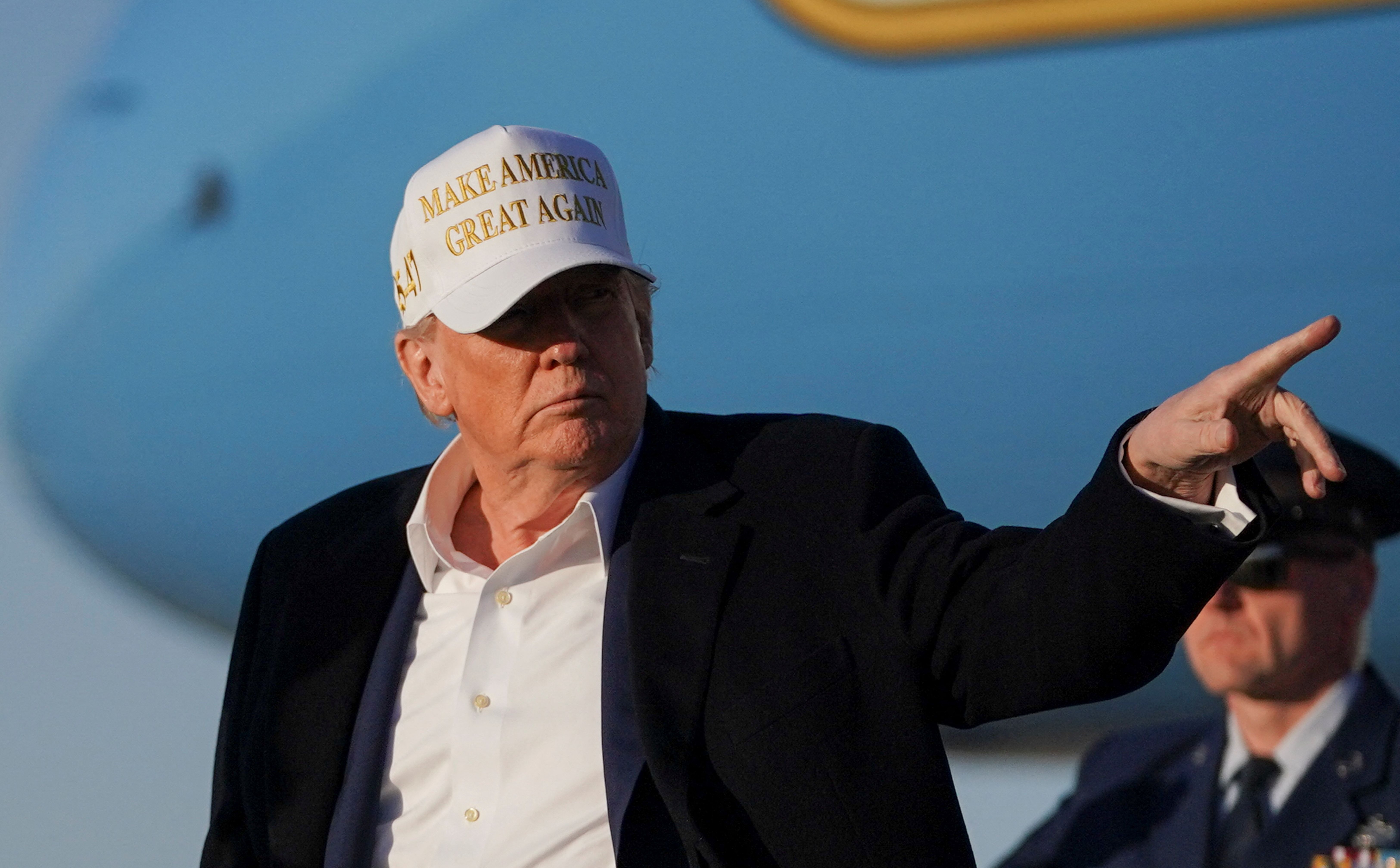 Donald Trump uważa, iż Wołodymyr Zełenski jest gotów oddać Krym